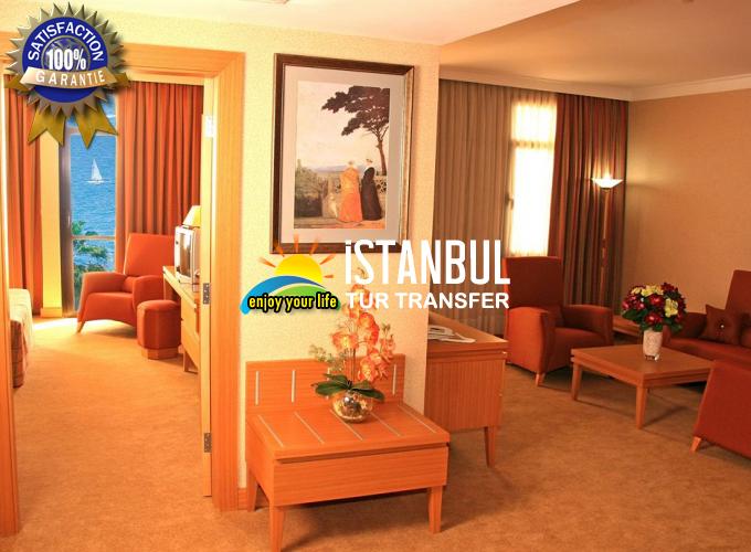 HOTEL ROOM - DOUBLE image 1